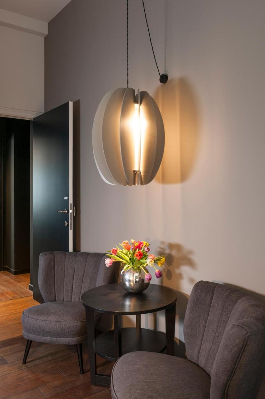 Zakske13 - Design Boutique B&B In Bruges City Centre (Adults Only) エクステリア 写真 Wall light